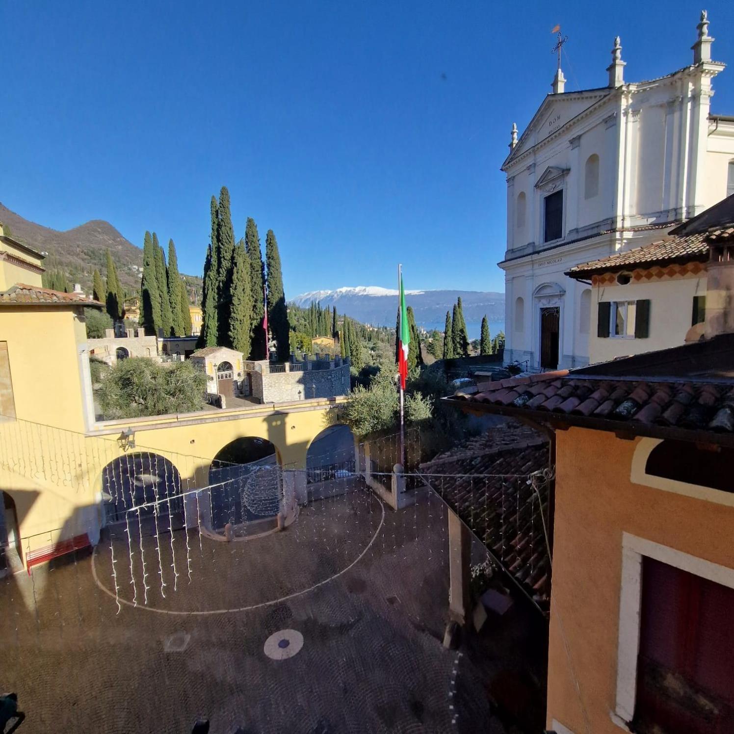 B&B Al Vittoriale Da Maja 加尔多内-里维耶拉 外观 照片