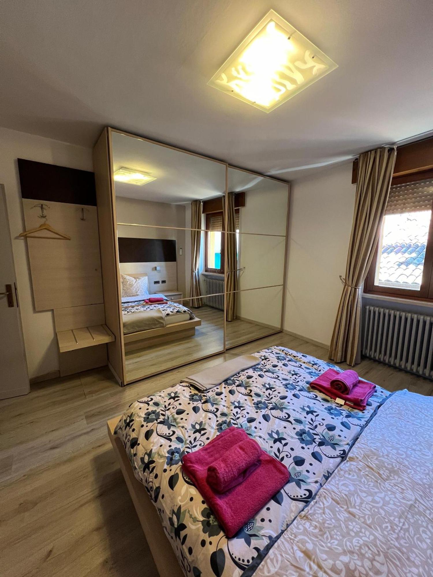 B&B Al Vittoriale Da Maja 加尔多内-里维耶拉 外观 照片